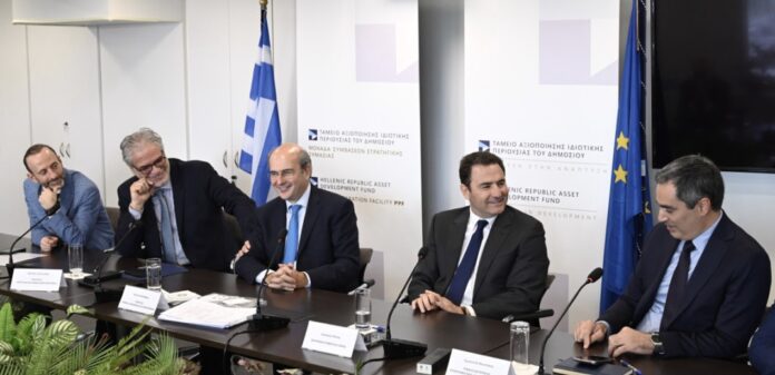 ΤΑΙΠΕΔ:-yπογράφηκε-η-υποπαραχώρηση-του-λιμένα-“Φίλιππος-Β”-στη-Καβάλα ΤΑΙΠΕΔ:-yπογράφηκε-η-υποπαραχώρηση-του-λιμένα-“Φίλιππος-Β”-στη-Καβάλα
