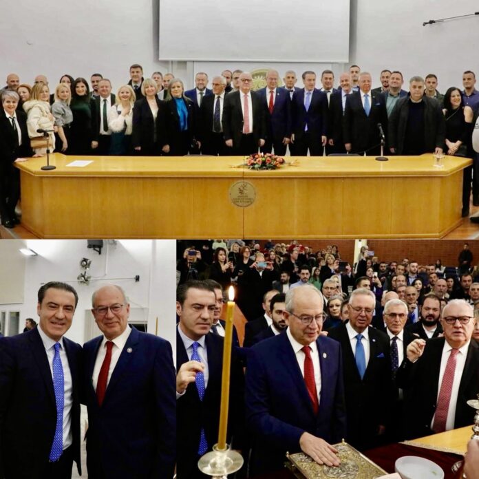Τελετή-ορκωμοσίας-του-Δημάρχου,-των-Δημοτικών-Συμβούλων-και-των-Προέδρων-και-Μελών-των-Δημοτικών-Κοινοτήτων-του-Δήμου-Καβάλας Τελετή-ορκωμοσίας-του-Δημάρχου,-των-Δημοτικών-Συμβούλων-και-των-Προέδρων-και-Μελών-των-Δημοτικών-Κοινοτήτων-του-Δήμου-Καβάλας