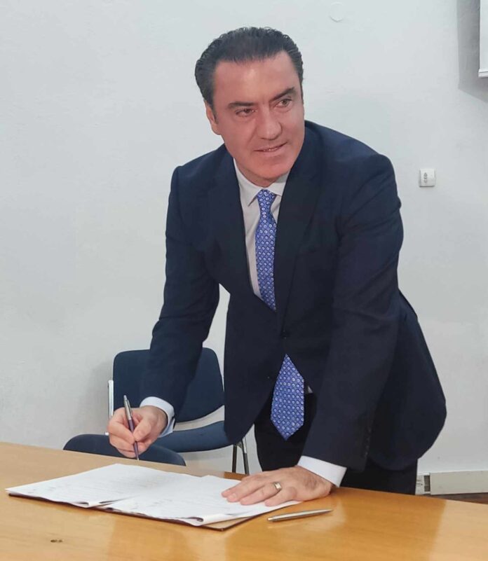 Μάκης-Παπαδόπουλος:-Ενωμένοι-θα-δυναμώσουμε-την-προσπάθεια-για-να-πάμε-τον-τόπο-μας-ψηλά! Μάκης-Παπαδόπουλος:-Ενωμένοι-θα-δυναμώσουμε-την-προσπάθεια-για-να-πάμε-τον-τόπο-μας-ψηλά!