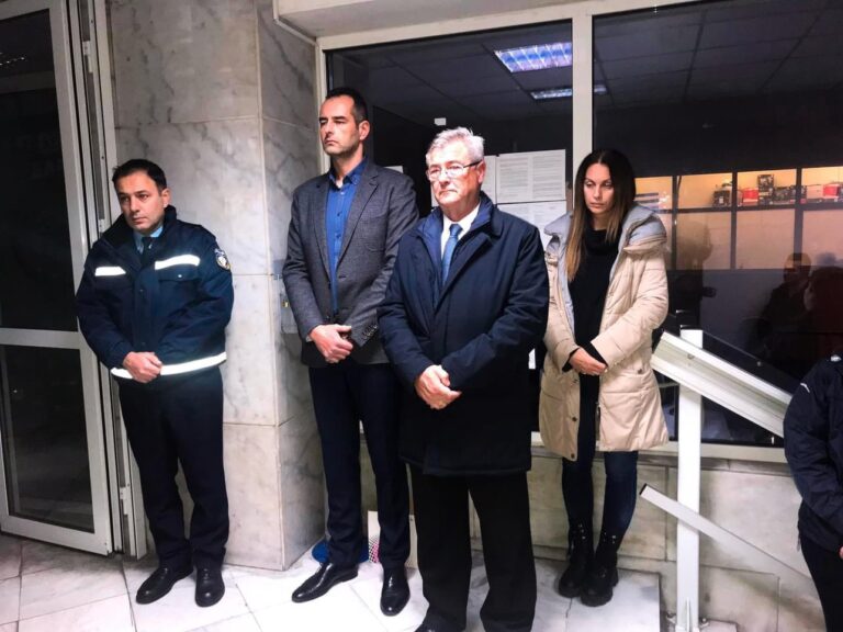 Καβάλα:-Παράκληση-στον-Άγιο-Αρτέμιο-για-ταχύτερη-ανάρρωση-του-31χρονου-αστυνομικού