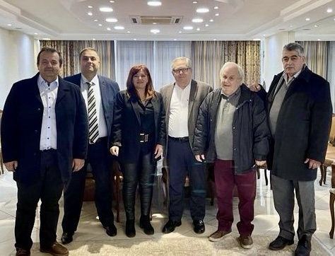 Εθιμοτυπική-επίσκεψη,-αλλά-με-ουσία,-από-τη-ΝΔ.-Καβάλας-στον-νέο-Αντιπεριφερειάρχη,-Θόδωρο-Μαρκόπουλο Εθιμοτυπική-επίσκεψη,-αλλά-με-ουσία,-από-τη-ΝΔ.-Καβάλας-στον-νέο-Αντιπεριφερειάρχη,-Θόδωρο-Μαρκόπουλο