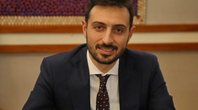 Συνάντηση-των-επικεφαλής-των-δημοτικών-παρατάξεων-με-τον-πρόεδρο-του-Δημοτικού-Συμβουλίου-Καβάλας-για-θέματα-των-Συνεδριάσεων Συνάντηση-των-επικεφαλής-των-δημοτικών-παρατάξεων-με-τον-πρόεδρο-του-Δημοτικού-Συμβουλίου-Καβάλας-για-θέματα-των-Συνεδριάσεων