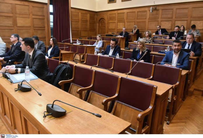 Κόντρα-στη-Βουλή-για-τα-μη-κρατικά-πανεπιστήμια