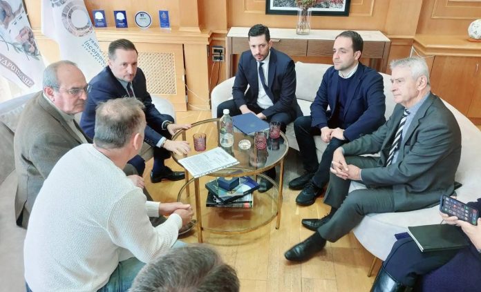 Συνάντηση-με-τον-Υφυπουργό-Ψηφιακής-Διακυβέρνησης-είχε-ο-δήμαρχος-Αλεξανδρούπολης Συνάντηση-με-τον-Υφυπουργό-Ψηφιακής-Διακυβέρνησης-είχε-ο-δήμαρχος-Αλεξανδρούπολης