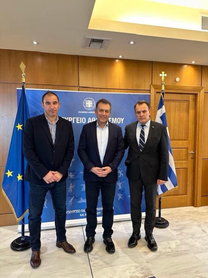 Συνάντηση-με-τον-Υφυπουργό-Αθλητισμού-Γιάννη-Βρούτση-είχαν-Νίκος-Παναγιώτοπουλος-και-Στέλιος-Ιγνατιάδης