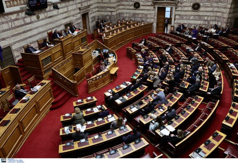 Βουλή:-Δεύτερη-ημέρα-«μάχης»-για-την-τραγωδία-στα-Τέμπη-–-Συνεχίζεται-η-συζήτηση-επί-της-πρότασης-δυσπιστίας