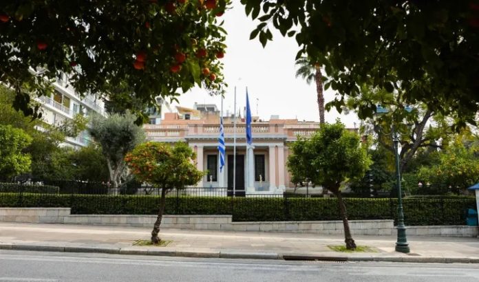 Άλμα-εμπρός-με-φόντο-την-κάλπη-μετά-τις-αναταράξεις:-Στο-Μαξίμου-ποντάρουν-στη-συνέχιση-της-αύξησης-των-εισοδημάτων-των-πολιτών Άλμα-εμπρός-με-φόντο-την-κάλπη-μετά-τις-αναταράξεις:-Στο-Μαξίμου-ποντάρουν-στη-συνέχιση-της-αύξησης-των-εισοδημάτων-των-πολιτών