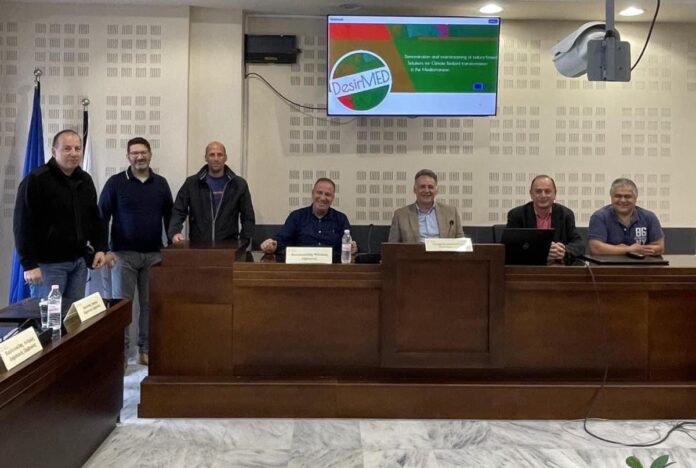 desirmed:-Συνάντηση-εργασίας-στην-αίθουσα-Δημοτικού-Συμβουλίου-Δήμου-Παγγαίου desirmed:-Συνάντηση-εργασίας-στην-αίθουσα-Δημοτικού-Συμβουλίου-Δήμου-Παγγαίου