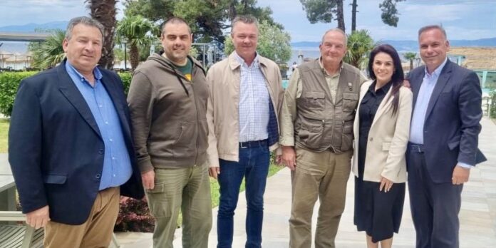 Στη-Θάσο-ο-Κώστας-Καραμανλής Στη-Θάσο-ο-Κώστας-Καραμανλής