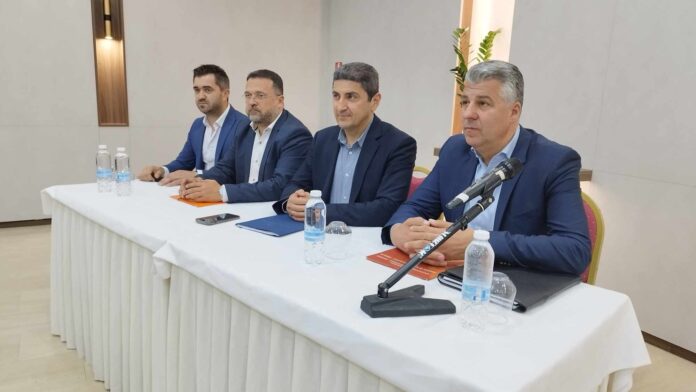 Ολοκληρώθηκε-η-εκδήλωση-«Αγροτική-Πολιτική-και-Ευρωπαϊκή-Ένωση»-με-τη-συμμετοχή-του-ΥΠΑΑΤ-κ.-Λευτέρη-Αυγενάκη Ολοκληρώθηκε-η-εκδήλωση-«Αγροτική-Πολιτική-και-Ευρωπαϊκή-Ένωση»-με-τη-συμμετοχή-του-ΥΠΑΑΤ-κ.-Λευτέρη-Αυγενάκη