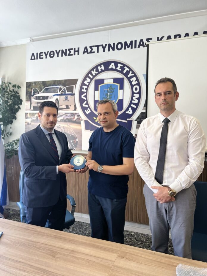 Συνάντηση-αντιπροσωπείας-της-ΕΑΑΜΘ.-με-τον-Υφυπουργό-Ψηφιακής-Διακυβέρνησης-Κωνσταντίνο-Κυρανάκη Συνάντηση-αντιπροσωπείας-της-ΕΑΑΜΘ.-με-τον-Υφυπουργό-Ψηφιακής-Διακυβέρνησης-Κωνσταντίνο-Κυρανάκη