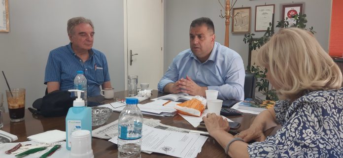 Συνάντηση-του-Αντιπεριφερειάρχη-Ανάπτυξης-Αλέξανδρου-Ιωσηφίδη-με-το-Δ.Σ-και-στελέχη-της-Ένωσης-Αγροτικών-Συνεταιρισμών-Καβάλας