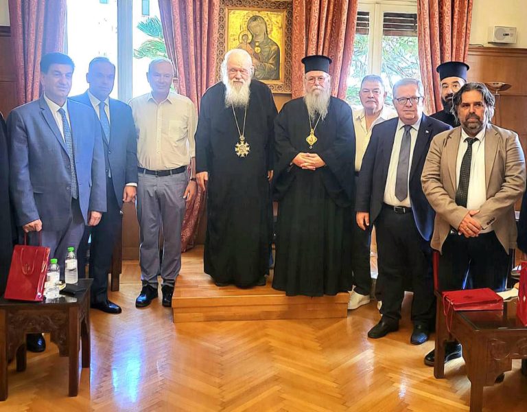 Πανκαβαλιώτικη-η-πρόσκληση-προς-το-Ιερώνυμο-για-την-παρουσία-του,-στον-εορτασμό-των-100-χρόνων-της-Μητρόπολης-ΦΝΘ.