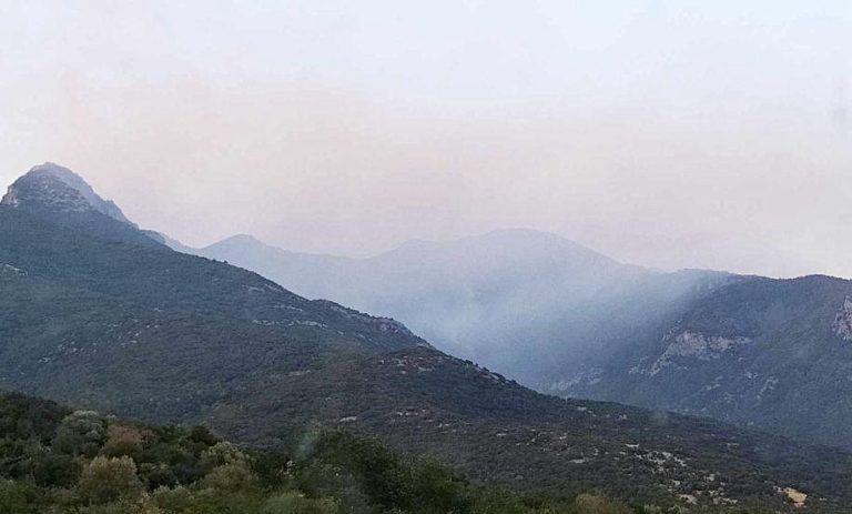Φωτιά-στο-Παγγαίο:-Η-λύτρωση-ήρθε-από-τη-βροχή-–-Περιορίστηκαν-σημαντικά-οι-εστίες