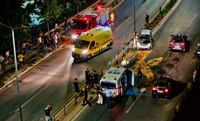 Τροχαίο-ατύχημα-στην-οδό-Ερυθρού-Σταυρού