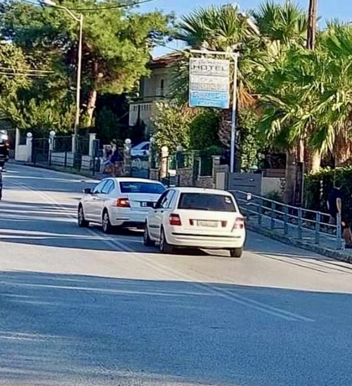 Τροχαίο-υλικών-ζημιών-σημειώθηκε-στο-Παληό Τροχαίο-υλικών-ζημιών-σημειώθηκε-στο-Παληό