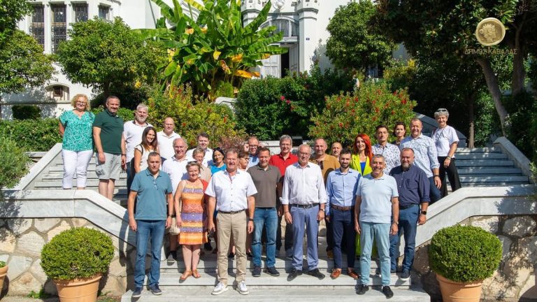 Επίσκεψη-στο-Δημαρχείο-Καβάλας-του-Επάρχου-nurnberger-land,-armin-kroder-και-14-Δήμαρχοι-από-την-περιοχή-της-Φραγκονίας-(Γερμανία)