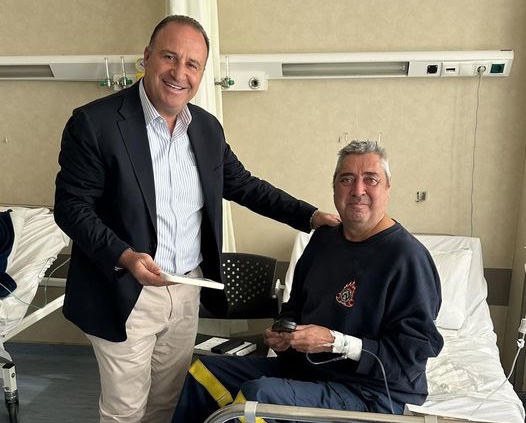Ο-Φίλιππος-Αναστασιάδης-επισκέφθηκε-τον-τραυματισμένο-πυροσβέστη Ο-Φίλιππος-Αναστασιάδης-επισκέφθηκε-τον-τραυματισμένο-πυροσβέστη