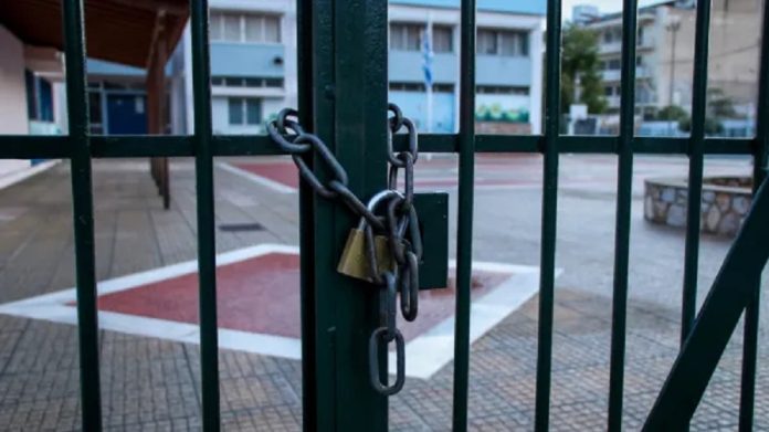 Κλειστά-θα-παραμείνουν-πολλά-σχολεία-της-χώρας-τη-Δευτέρα-–-Τι-θα-ισχύσει-με-τις-απουσίες Κλειστά-θα-παραμείνουν-πολλά-σχολεία-της-χώρας-τη-Δευτέρα-–-Τι-θα-ισχύσει-με-τις-απουσίες