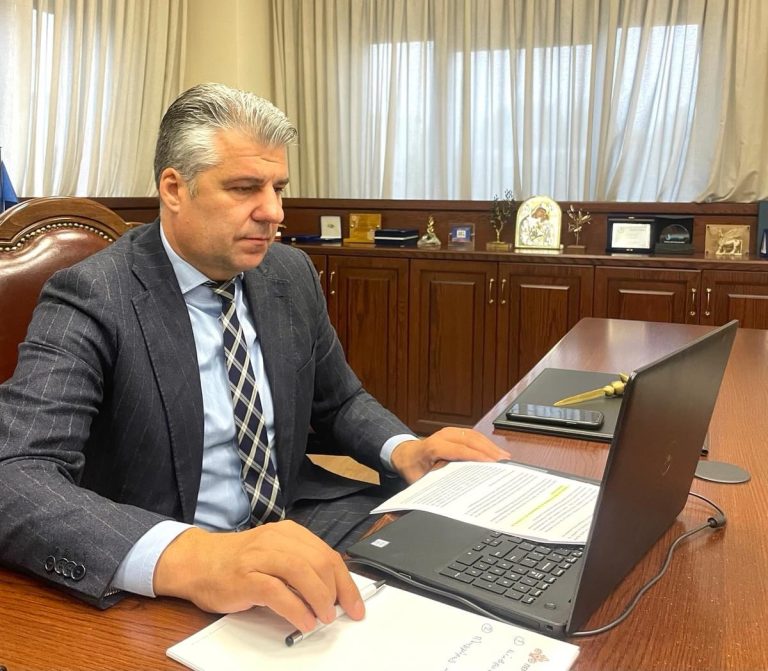 Ο-Περιφερειάρχης-ΑΜΘ,-Χριστόδουλος-Τοψίδης,-συγκάλεσε-τη-δεύτερη-συνεδρίαση-της-Επιτροπής-Ενέργειας,-Περιβάλλοντος-&-Κλιματικής-Αλλαγής