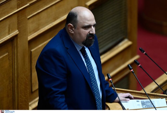 Τριαντόπουλος:-Πριν-από-τις-γιορτές-η-πρώτη-αρωγή-στους-πληγέντες-από-την-κακοκαιρία-bora-–-Πότε-ανοίγει-η-πλατφόρμα-για-τις-αιτήσεις