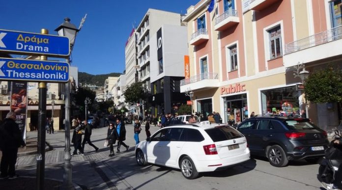 Διαρκώς-χειροτερεύει-το-κυκλοφοριακό-πρόβλημα-της-Καβάλας-παρά-το-γεγονός-ότι-δεν-είναι-τουριστική-σεζόν