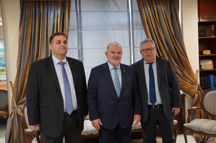 Επίσκεψη-του-Προέδρου-της-ΓΣΕΒΕΕ-Γιώργου-Καββαθά-στην-ΠΕ.-Καβάλας Επίσκεψη-του-Προέδρου-της-ΓΣΕΒΕΕ-Γιώργου-Καββαθά-στην-ΠΕ.-Καβάλας
