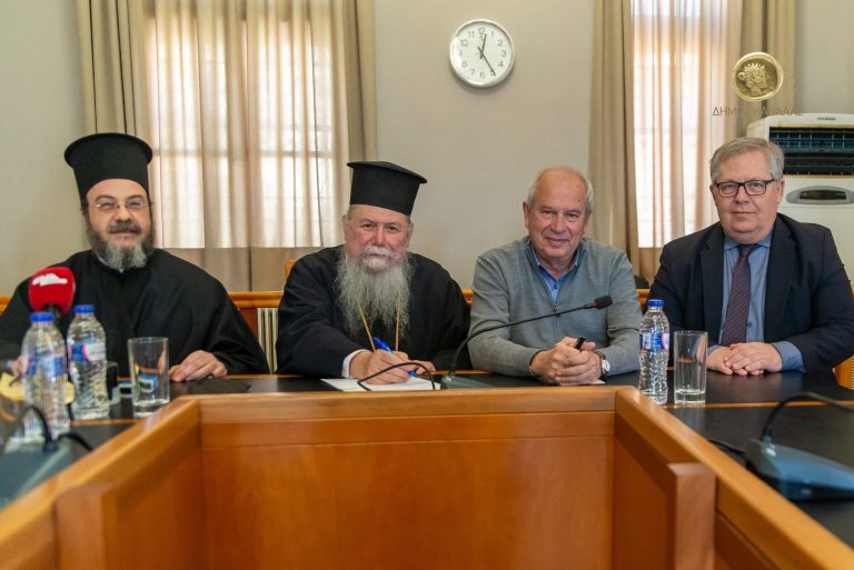 Υπογραφή-προγραμματικής-σύμβασης-για-την-πράξη-“Επισκευαστικές-εργασίες-εξωτερικών-όψεων-του-Ιερού-Ναού-Αγίου-Νικολάου-Καβάλας”-Προϋπο