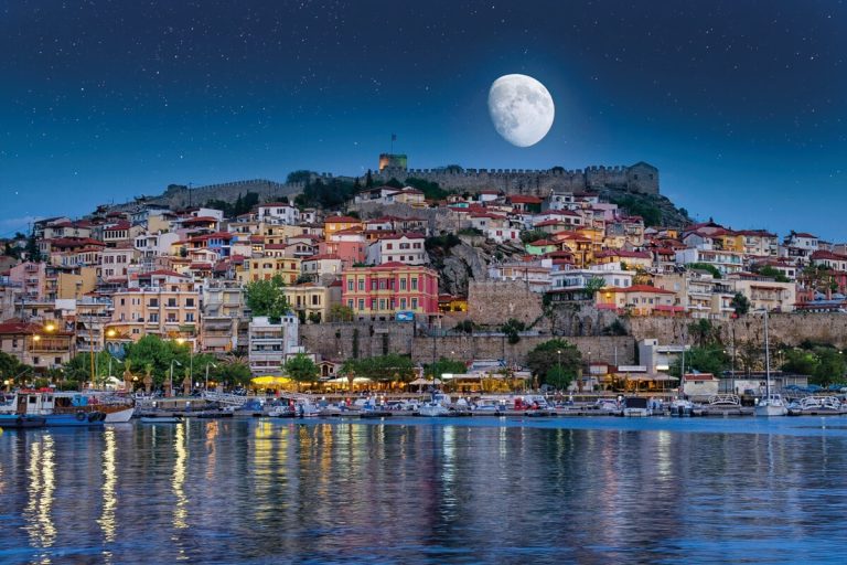 Δύο-επενδυτικά-σχήματα-ενδιαφέρονται-για-την-κρουαζιέρα-στο-λιμάνι-της-Καβάλας