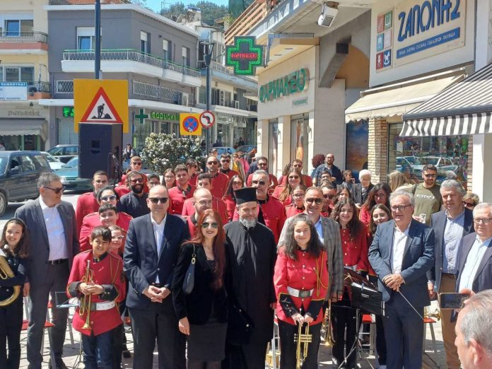 Η-φιλαρμονική-Ελευθερούπολης-τίμησε-με-μελωδίες-τη-Μεγάλη-Παρασκευή-–-Παρών-ο-Περιφερειάρχης-ΑΜΘ