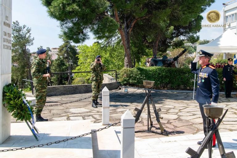 ΧΧ-ΤΘ-ΜΕΡΑΡΧΙΑ:-Τελετή-εορτασμού-του-προστάτη-του-Στρατού-Ξηράς-και-του-Πεζικού-Μεγαλομάρτυρα-Αγίου-Γεωργίου