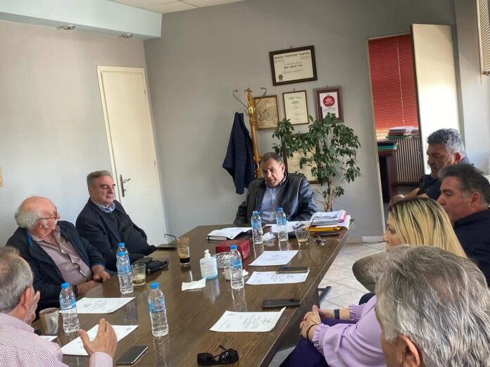 Στο-επίκεντρο-η-λειψυδρία-στην-πεδιάδα-του-Νέστου-–-Συνάντηση-Παναγιωτόπουλου-με-τη-Διοίκηση-της-Ένωσης-Αγροτών-Καβάλας