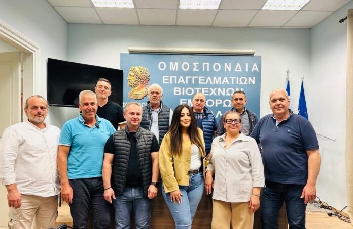 Νέο-διοικητικό-συμβούλιο-στην-ΟΕΒΕ-Καβάλας-–-Πρόεδρος-ο-Θεόδωρος-Χατζηχρήστος Νέο-διοικητικό-συμβούλιο-στην-ΟΕΒΕ-Καβάλας-–-Πρόεδρος-ο-Θεόδωρος-Χατζηχρήστος
