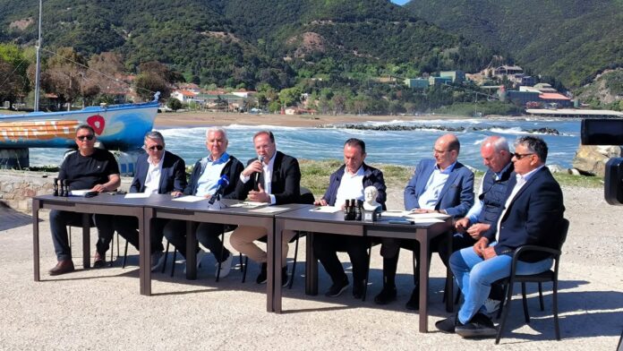 Δήμος-Θάσου:-Μνημόνιο-συνεργασίας-οκτώ-δήμων-για-την-σύσταση-δικτύου-πόλεων-με-μεταλλευτική-ιστορία-με-πρωτοβουλία-του-Δήμου-Αριστοτέλη￼