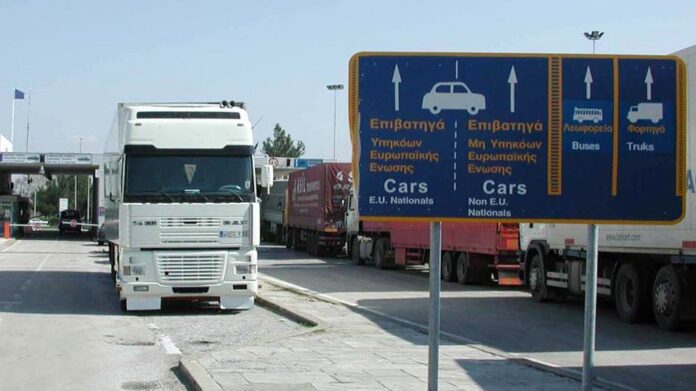 Τελωνείο-Κήπων:-Τούρκος-προσπάθησε-να-περάσει-από-τα-σύνορα-όπλα-σε-φορτηγό-με-ψάρια