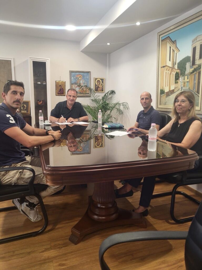 Υπογραφή-Σύμβασης-για-την-Ανέγερση-12θέσιου-Δημοτικού-Σχολείου-Οφρυνίου-στην-Παραλία-Οφρυνίου-προϋπολογισμού-5500000,00-ευρώ-συνολικού-εμβαδού-3200-τ.