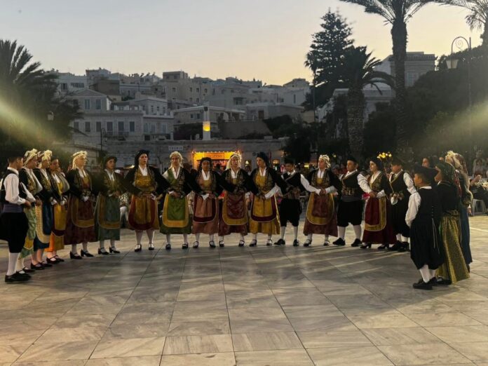 Ο-Πολιτιστικός-Σύλλογος-Θάσου-«Ο-Γλαύκος»-στο-7ο-φεστιβάλ-παραδοσιακών-χορών-«Συριανοπατώ» Ο-Πολιτιστικός-Σύλλογος-Θάσου-«Ο-Γλαύκος»-στο-7ο-φεστιβάλ-παραδοσιακών-χορών-«Συριανοπατώ»