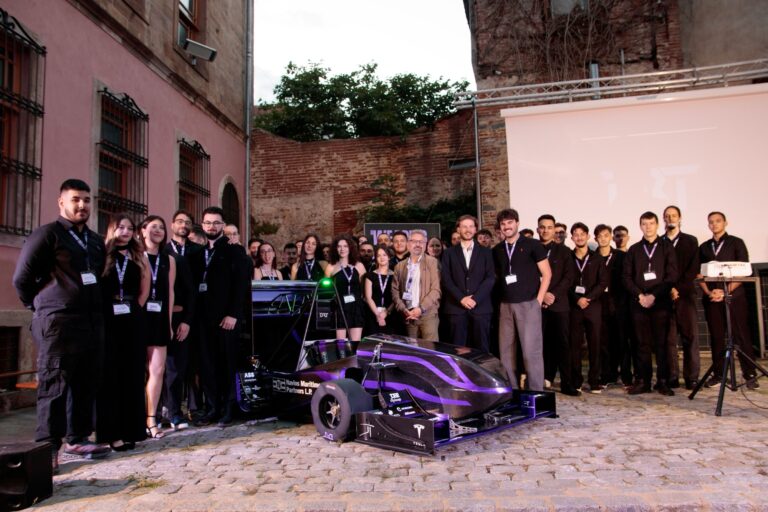 Η-energean-στο-πλευρό-της-democritus-racing-team