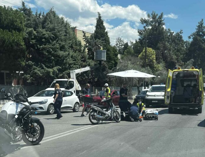 Τραυματισμός-οδηγού-δικύκλου-στη-διασταύρωση-του-Τεχνικού-Λυκείου