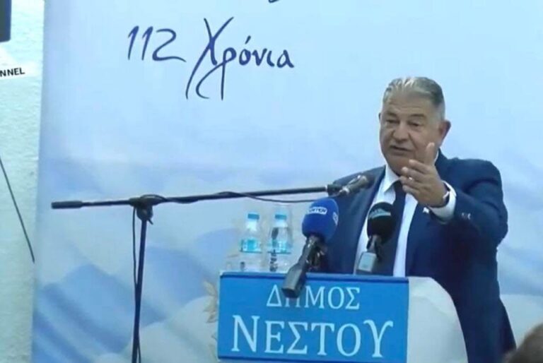 Λαμπρός-ο-εορτασμός-των-112ων-Ελευθερίων-της-Χρυσούπολης-–-Τιμητική-παρουσία-του-Νίκου-Γκατζογιάννη