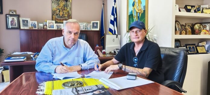 Υπογραφή-σύμβασης-Ναυαγοσωστικής-Κάλυψης-πολυσύχναστων-παραλιών