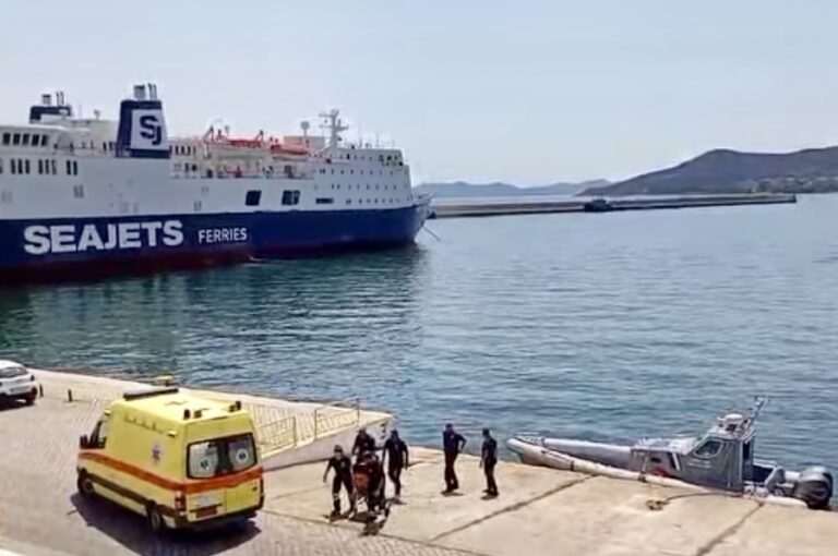 Τραυματίστηκε-73χρονος-στα-βράχια-της-Παναγίας