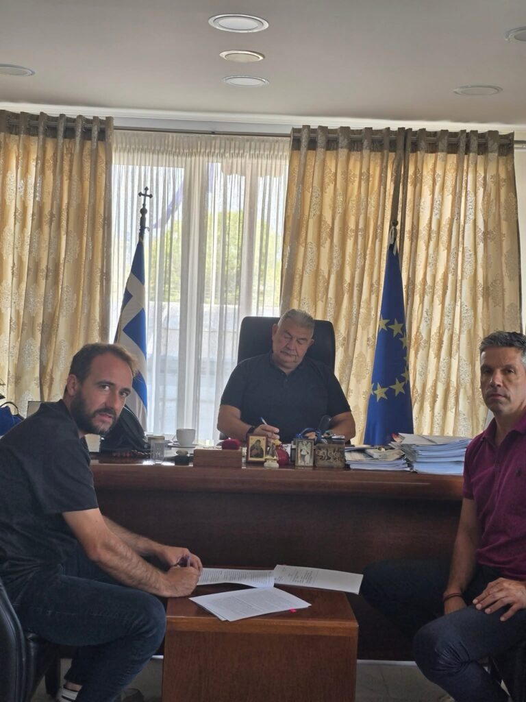 Δήμος-Νέστου:-Υπογράφηκε-η-σύμβαση-για-φωτοβολταϊκούς-σταθμούς-3mw-–-Προς-πλήρη-ενεργειακή-αυτονομία-η-ΔΕΥΑΝ