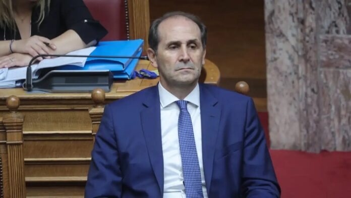 Πέθανε-από-ανακοπή-καρδιάς-ο-Απόστολος-Βεσυρόπουλος-–-Ήταν-59-ετών Πέθανε-από-ανακοπή-καρδιάς-ο-Απόστολος-Βεσυρόπουλος-–-Ήταν-59-ετών