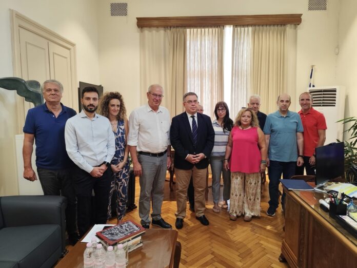 Επίσκεψη-του-Γενικού-Γραμματέα-της-Αποκεντρωμένης-Διοίκησης-Μακεδονίας-–-Θράκης,-Δημήτρη-Γαλαμάτη,-στο-Δημαρχείο-Καβάλας Επίσκεψη-του-Γενικού-Γραμματέα-της-Αποκεντρωμένης-Διοίκησης-Μακεδονίας-–-Θράκης,-Δημήτρη-Γαλαμάτη,-στο-Δημαρχείο-Καβάλας