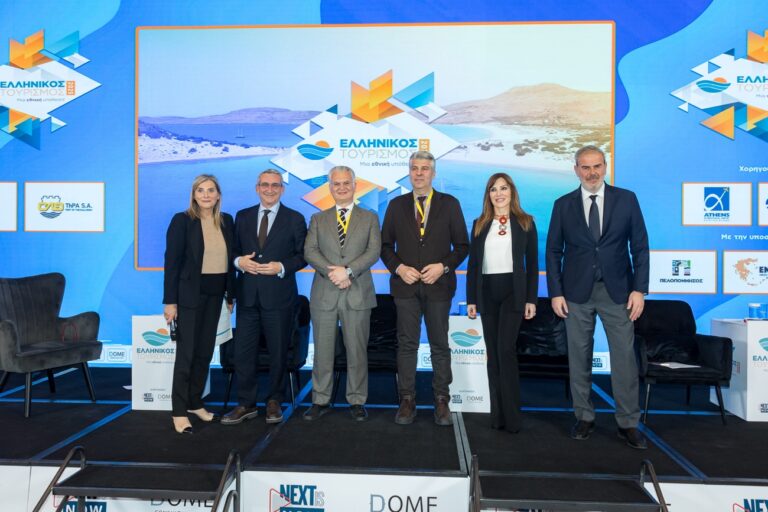 Ελληνικός-Τουρισμός-2025,-Μια-εθνική-υπόθεση!:-Πώς-χτίζεται-το-τουριστικό-προϊόν-του-αύριο-στην-ΑΜΘ,-παρουσίασε-ο-Περιφερειάρχης-Χ.Τοψίδης