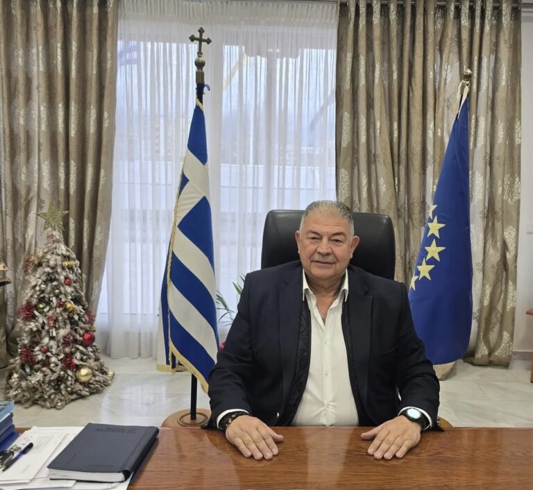 Ευχές-Χριστουγέννων-και-νέου-έτους-από-τον-δήμαρχο-Νέστου-Σάββα-Μιχαηλίδη