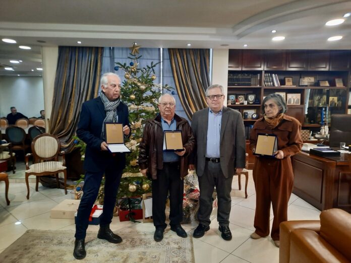 Η-ΠΕ-Καβάλας-τίμησε-την-προσφορά-Καστανά,-Θεοδωρίδου-και-Κουνάκου-πριν-τη-συνταξιοδότησή-τους
