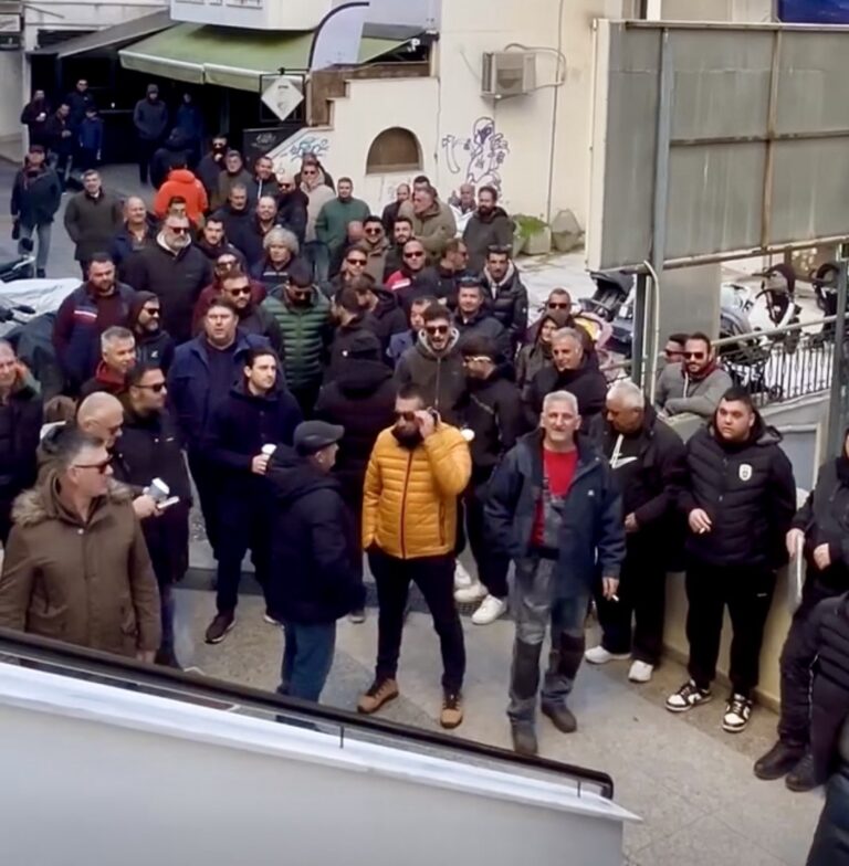 Αγρότες-σε-κινητοποίηση-έξω-από-το-γραφείο-του-ΕΛΓΑ-στην-Καβάλα-για-τις-καθυστερήσεις-στις-αποζημιώσεις