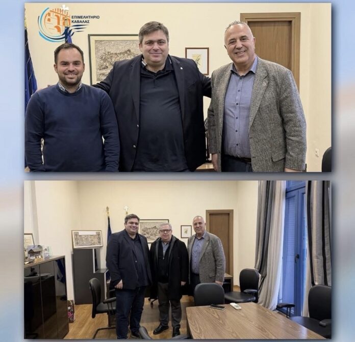 Εθιμοτυπική-επίσκεψη-του-Προέδρου-της-Κεντρικής-Ένωσης-Επιμελητηρίων-Ελλάδος,-Ιωάννη-Βουτσινά Εθιμοτυπική-επίσκεψη-του-Προέδρου-της-Κεντρικής-Ένωσης-Επιμελητηρίων-Ελλάδος,-Ιωάννη-Βουτσινά